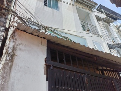 Hot, chỉ 3.8 tỷ, cần tiền bán rấtgấp phạm thế hiển  p7, q8  dt 80m2 5.3x 15m 4t, 8pn,8wc 0