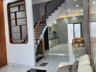 Bán nhà kinh dương vương- 64m - chỉ 7 tỷ - nhà mới xinh - nội thất châu âu - ngay bến xe miền tây 2
