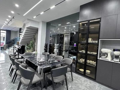 Mặt ngõ trần quốc hoàn - thang máy - kinh doanh ô tô tránh 56m2, 6 tầng, mt 5m giá chỉ 16 tỷ 0