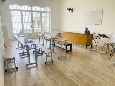 Cho thuê phòng dạy học, họp mặt, workshop 4