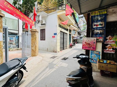 Bán nhà lô góc đường hoàng mai   3 mặt thoáng   ô tô tránh    60m    13.8 tỷ 0