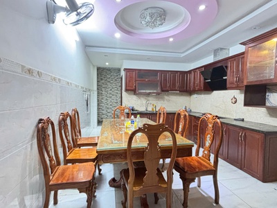 Mua vào đã lời - hxt 8m có vỉa hè 2 mét, dt: 80m  x 4 tầng  dtsd: 234m  - nội thất gỗ căm 2