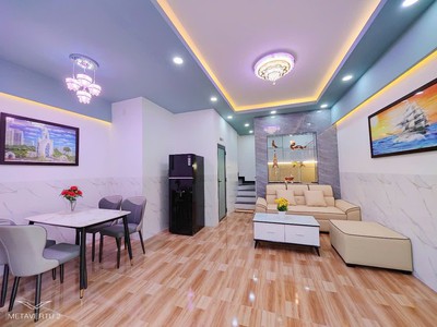 Bán nhà mới thiết kế hiển đại tttp 2 tầng hẻm 2/4 - vạn thạnh nha trang 1
