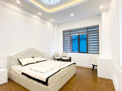 Ngay mặt tiền nhật tảo q10, 3 tầng mới keng   hẻm xe hơi sạch sẽ, dân trí cao - nhỉnh 6 tỷ 0