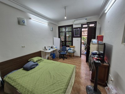 Bán nhà khâm thiên, đống đa, ngõ ô tô, 32m2, 5 tầng, chỉ 7 tỷ 2