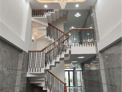 Bán nhà hẻm 23 đường c1, phường 13, tân bình  4,7x22  dòng tiền sẵn 0