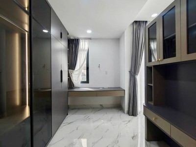  bán mt tô hiến thành p.15 q.10, ngang 7.1m, 6.x tỷ 4