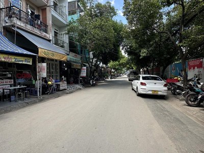 Bán nhà mặt tiền trần văn danh, phường 13, tân bình  4x21  nhà ga t3 4