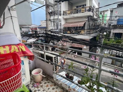 Xe hơi ngủ trong nhà, 35m2 mặt tiền ba đình quận 8 giá 5,5 tỷ 4