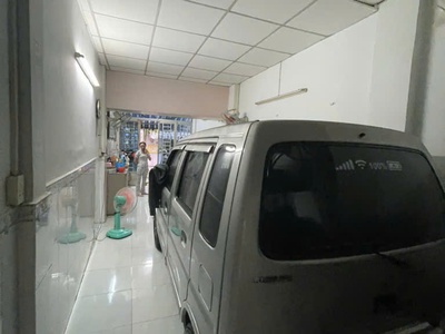 Xe hơi ngủ trong nhà, 35m2 mặt tiền ba đình quận 8 giá 5,5 tỷ 2