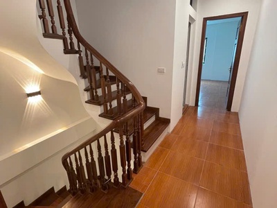 Bán nhà nguyễn khánh toàn, ôtô đỗ cửa, dân xây, 2 mặt thoáng, 48m2x 5t chỉ 12 tỷ 2