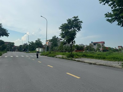  kđt bảo long đang nóng lên   lô đẹp , sát vách đông anh   giá chỉ 3,3 tỷ  0