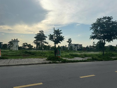 kđt bảo long đang nóng lên   lô đẹp , sát vách đông anh   giá chỉ 3,3 tỷ  2