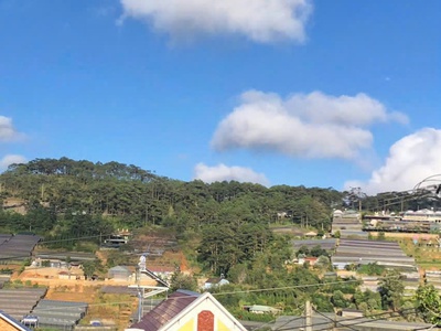 Bán nhà 2 mặt tiền 450m2 view thung lũng đèn trịnh hoài đức phường 11 đà lạt - giá 9.5 tỷ 0