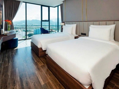 Chuyển nhượng khách sạn mặt tiền đường biệt thự  phố tây tp nha trang , khách sạn cực kỳ tâm huyết 1