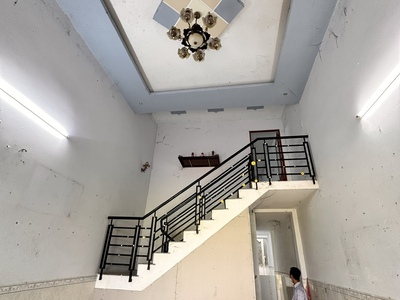 Nhà 4x16m, đường 7m thông, gần uỷ ban p thạnh xuân, sân xe hơi 3