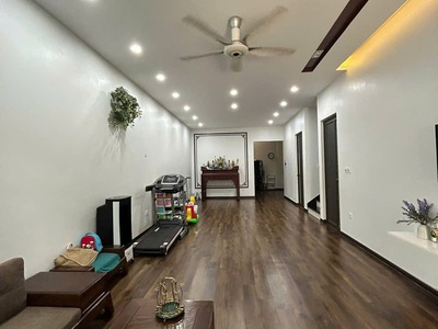 45 m2, trần quang diệu,mặt tiền đẹp,nhỉnh 14 tỷ,ô tô tải vào nhà,trước nhà khuôn viên xanh sạch 1