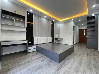  bán nhà ngọc thụy   6 tầng thang máy   ô tô tránh   ở ngay 0
