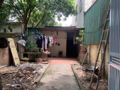 Cần bán gấp lô đất đẹp tại thạch cầu   long biên 104m giá 8,7 ty oto,kd 1