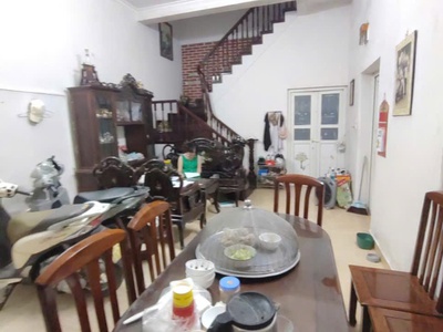 Bán đất tặng nhà 3 tầng lạc long quân - ngõ ôtô tránh   50m    giá 9.5 tỷ 2