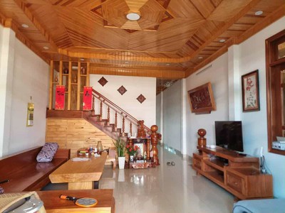 Bán nhà và đất mặt tiền chính đt 724, phú hội, đức trọng 0