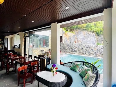 Bàn ghế mây nhựa hiện đại 0