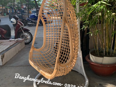 Ghế xích đu mây đan caro 1