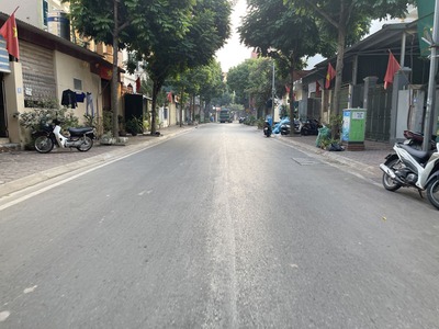 Cần bán 43m2 đất mặt phố Đào Xuyên, Đa Tốn. Đường rộng 15m, kinh doanh sầm uất 4