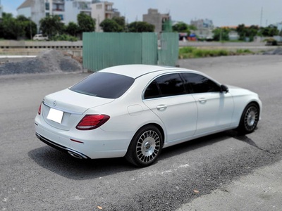 Bán xe Mercedes E250 2018, màu trắng. 6