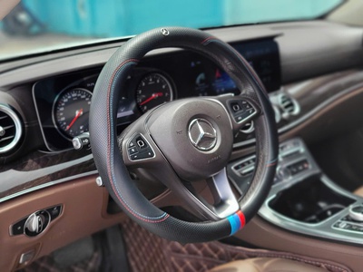 Bán xe Mercedes E250 2018, màu trắng. 9