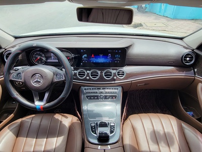 Bán xe Mercedes E250 2018, màu trắng. 12