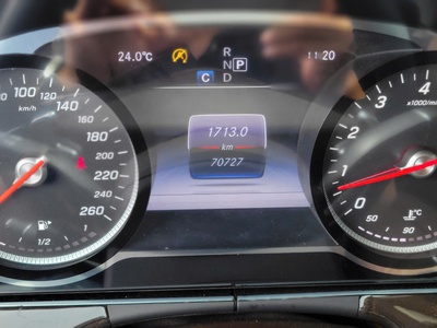Bán xe Mercedes E250 2018, màu trắng. 15