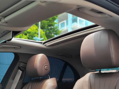 Bán xe Mercedes E250 2018, màu trắng. 16