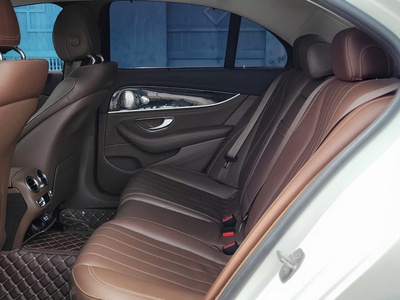 Bán xe Mercedes E250 2018, màu trắng. 17
