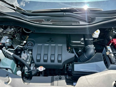 Bán xe Mitsubishi Xpander Premium 1.5 AT 2023, màu nâu. 11