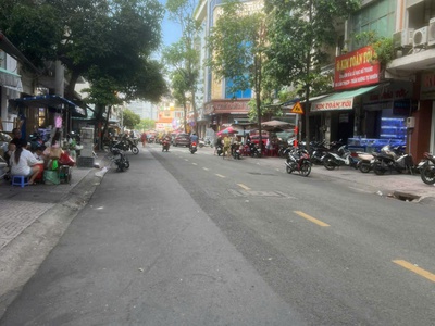 Chính chủ gửi bán nhà 2 MT Nhiêu Tâm, P.5, Quận 5, hạ giá xuống 56.8ty bán gấp 1