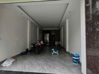 Giảm 300tr  đìa lão, kiến hưng - thang máy - phân lô - vỉa hè rộng 3