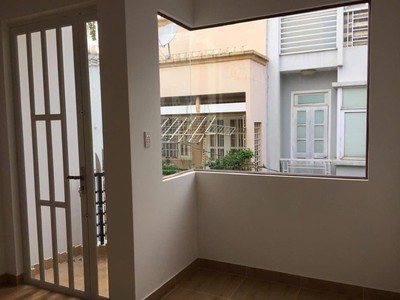 Kẹt tiền bán gấp nhà gần âu dương lân  p3, q8  dt 3.8x 15m  2t, 2pn chỉ 6.2 tỷ. 3