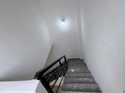 Bán nhà mặt phố linh trung, thủ đức, 52m , 3.95  tỷ, sổ hồng 2