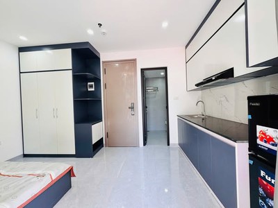Bán tòa nhà 7 tầng thang máy phú diễn gần đh ccông nghiệp hà nội 3