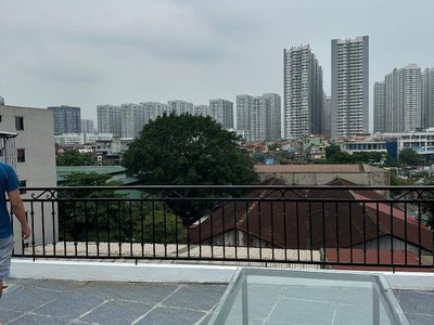 Bán nhà mặt ngõ minh khai    60m2 - 16.9 tỷ - ô tô - thang máy   kinh doanh 3