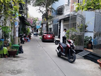 Ngay chợ gò xoài - hẻm 6m thông - 76m - 2 tầng chỉ 5.x tỷ 0