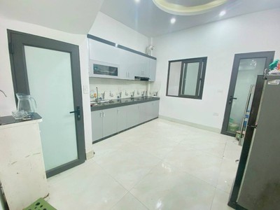 Rạng rỡ sát mcdonald s q10, sổ vuông, khu cán bộ an ninh, ngang 4.12m 2