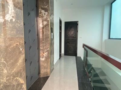 Bán nhà phân lô đẹp   thang máy   ô tô tránh - đặng vũ hỷ   long biên   11.5 tỷ - 0383 150 180 1