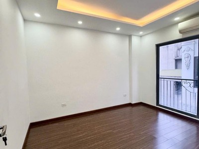 Bán nhà đẹp việt hưng - lô góc - ga ra thang máy - 6 tầng 8.9 tỷ  thương lượng 1