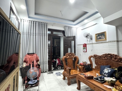 Nhà đẹp linh đông thủ đức 4 tầng   4pn   hẻm xe tải   gần phạm văn đồng   giá tốt 6,3 tỷ 1