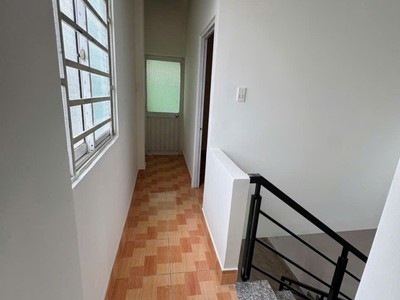 Bán nhà mặt phố linh trung, thủ đức, 52m , 3.95  tỷ, sổ hồng 3