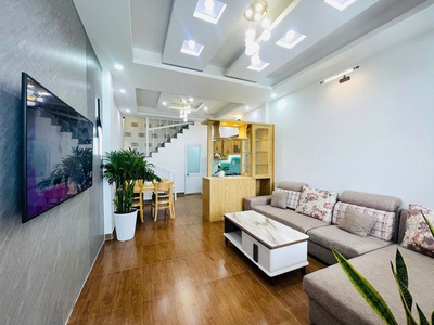 Nhà đẹp sổ xây dựng như trong hình tại cao thắng p7 đà lạt 0