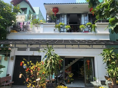 Bán  nhà mới hẻm 7m  aeon tân phú    ngang 8m x 26- 2 tầng- cho thuê hơn 40tr/th -nhỉnh 17ty tl- sổ 0