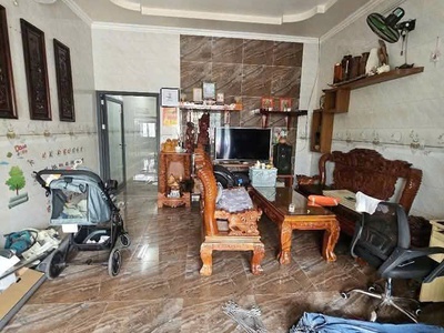 Cần bán gấp nhà bùi thị lùng 97m2 giá 810 triệu sổ hông riêng 2